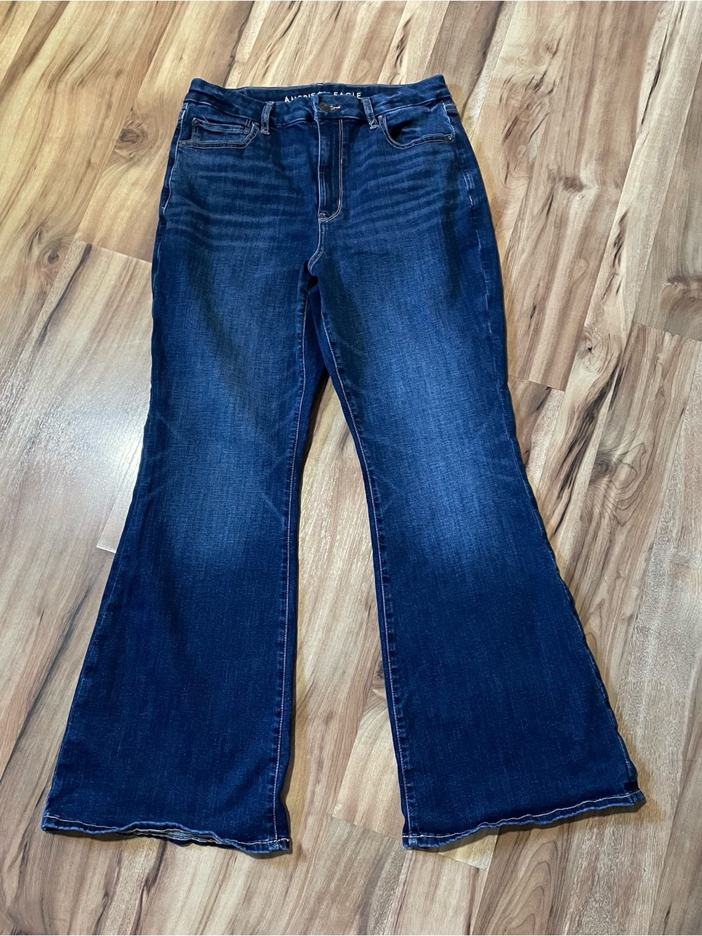 AE Curvy Super High-Waisted Flare Jeans Dark Indigo Denim Size 12S